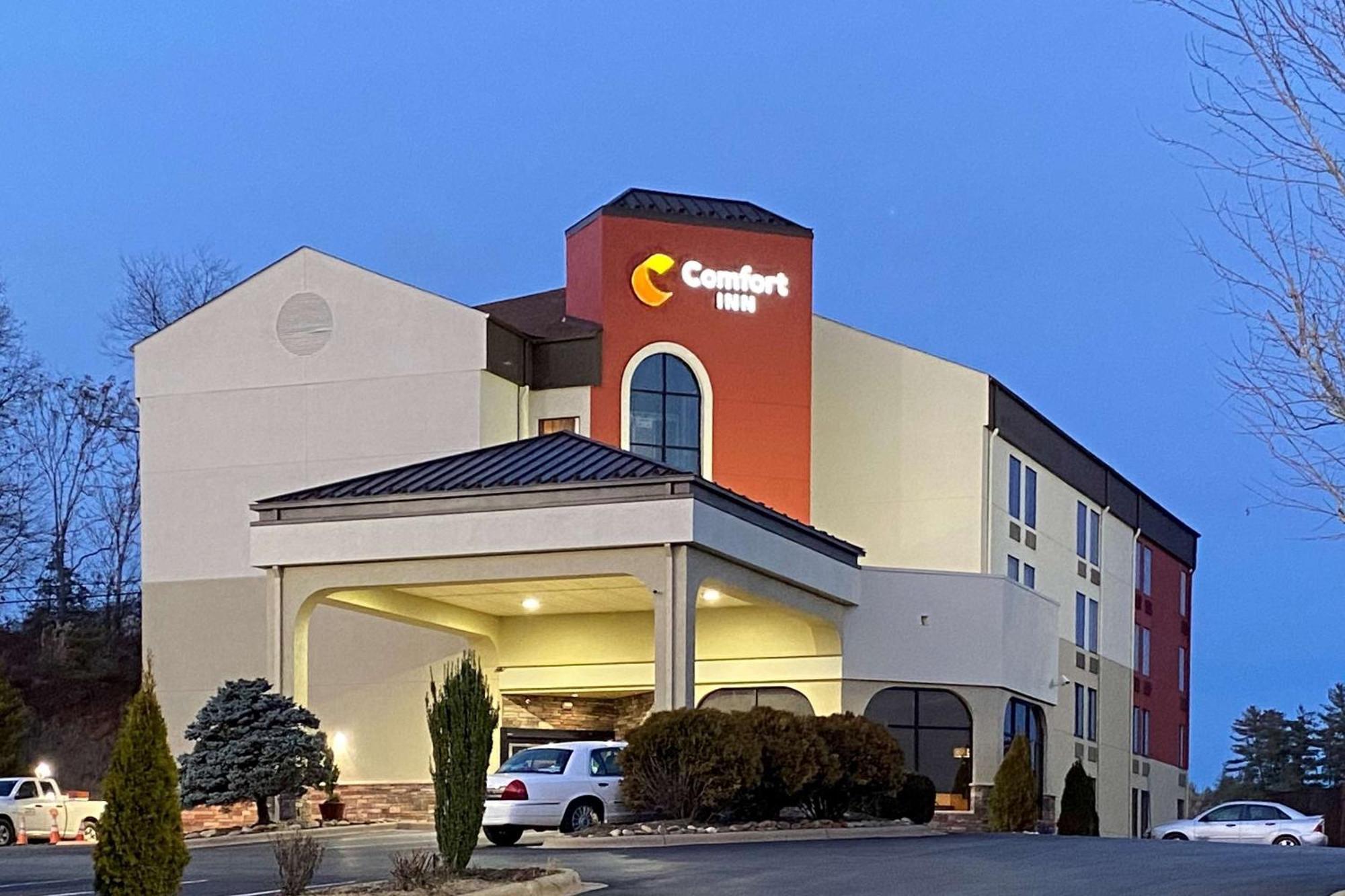 Comfort Inn North Of Asheville Mars Hill Exterior foto